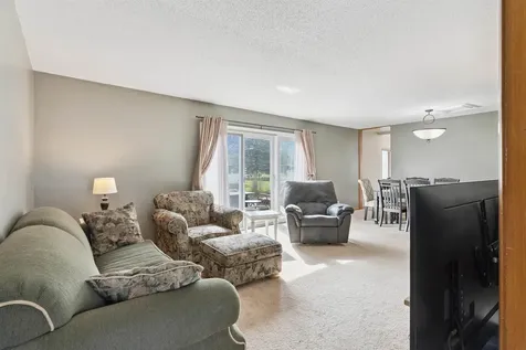 2610 Mcclain Drive Cedar Falls IA 50613