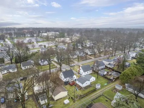 151 Hawthorne Avenue Waterloo IA 50702