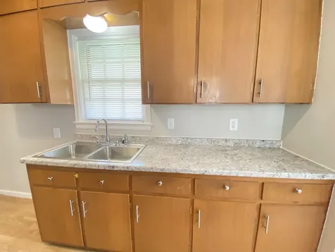 426 Cornwall Avenue Waterloo IA 50702