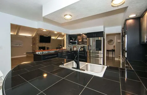 1306 Grandview Avenue Waverly IA 50677