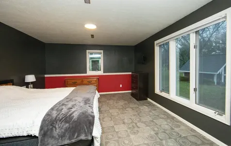 1306 Grandview Avenue Waverly IA 50677