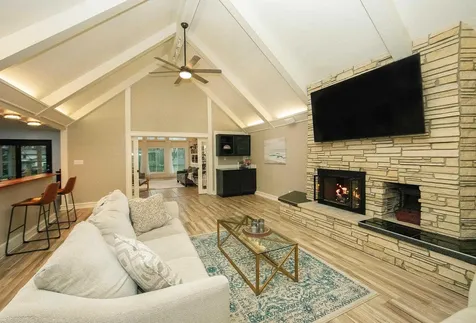 1306 Grandview Avenue Waverly IA 50677