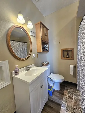 107 NW 3rd Avenue Independence IA 50644