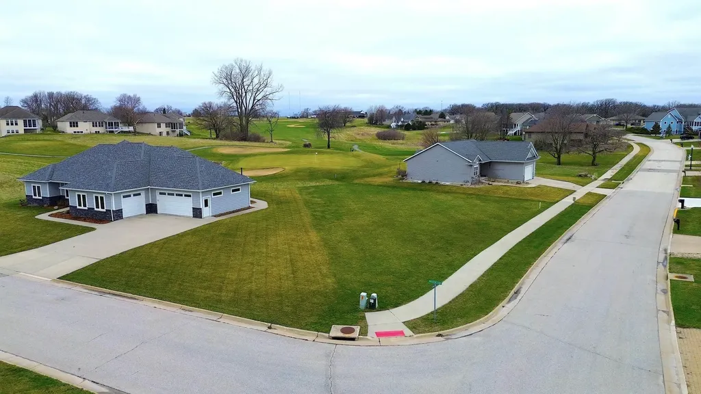 145 Eagle Ridge Drive Waverly IA 50677