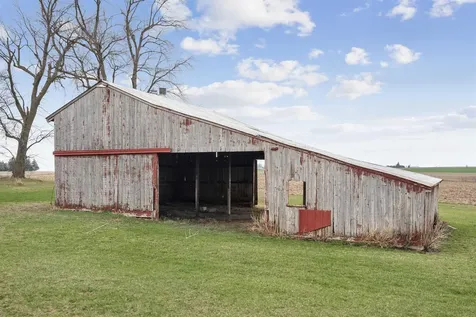2582 30th Street Lamont IA 50650