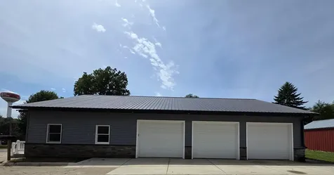 712 E Main Street New Hampton IA 50659