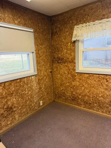 907 Iowa Street Dysart IA 52224