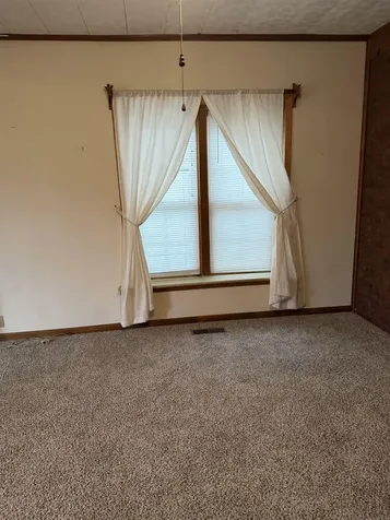 907 Iowa Street Dysart IA 52224