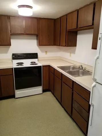 2115 Walnut Street Cedar Falls IA 50613