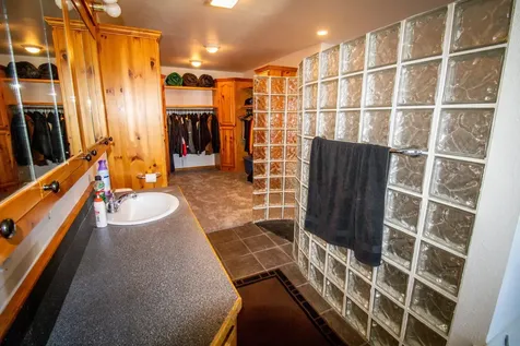 1341 12th Street Jesup IA 50648