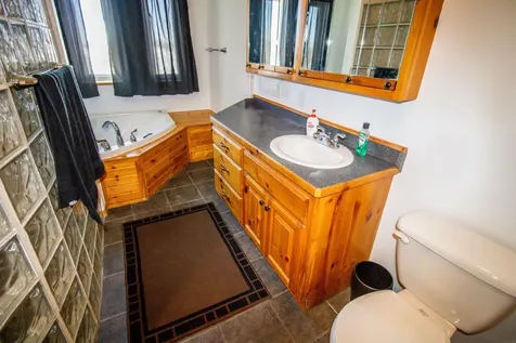 1341 12th Street Jesup IA 50648