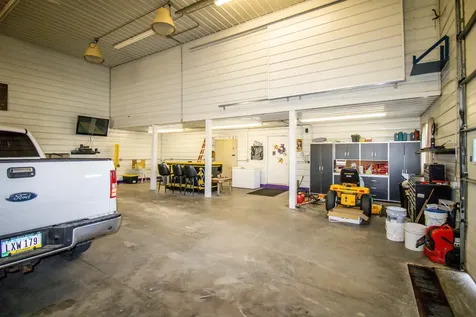 1341 12th Street Jesup IA 50648