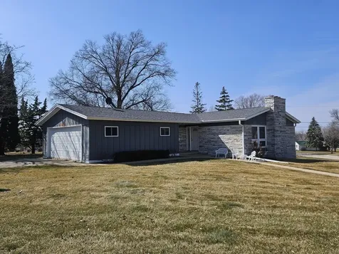 500 7th Avenue SE Oelwein IA 50662