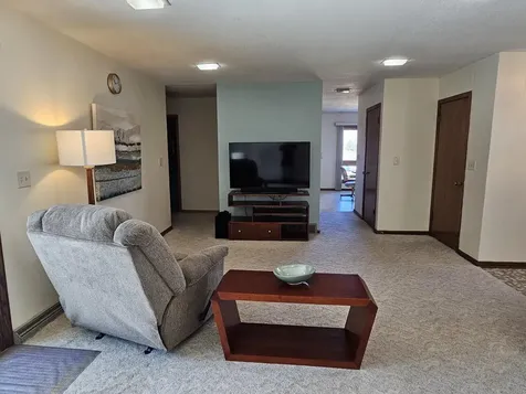 500 7th Avenue SE Oelwein IA 50662