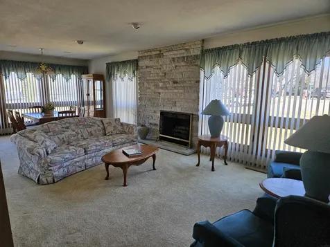 500 7th Avenue SE Oelwein IA 50662