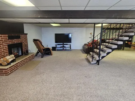 500 7th Avenue SE Oelwein IA 50662
