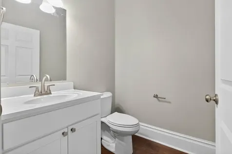 427 Iowa Street Waterloo IA 50703