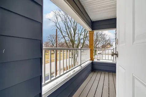 427 Iowa Street Waterloo IA 50703