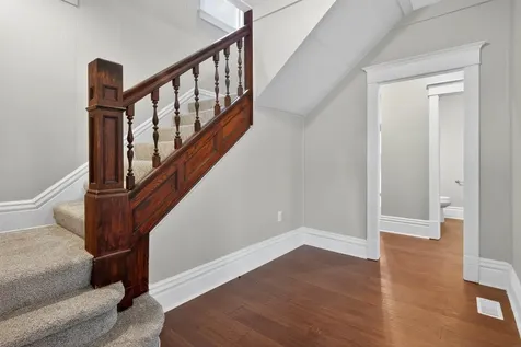 427 Iowa Street Waterloo IA 50703