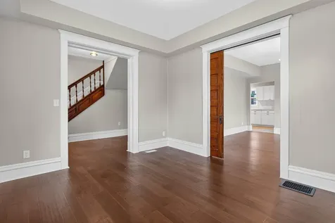 427 Iowa Street Waterloo IA 50703