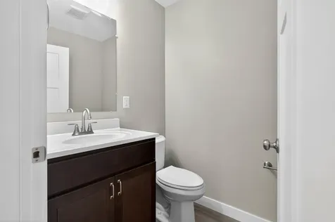 319 Iowa Street Waterloo IA 50703