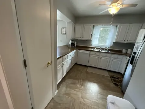 422 S 5 Th Avenue New Hampton IA 50659