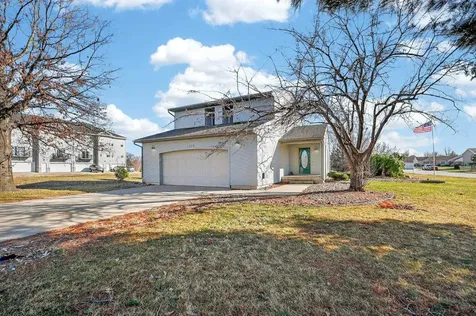 1319 Leitha Terrace Waverly IA 50677