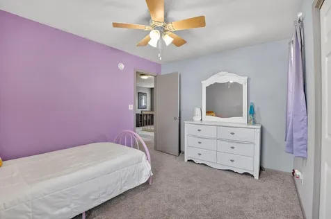 1319 Leitha Terrace Waverly IA 50677
