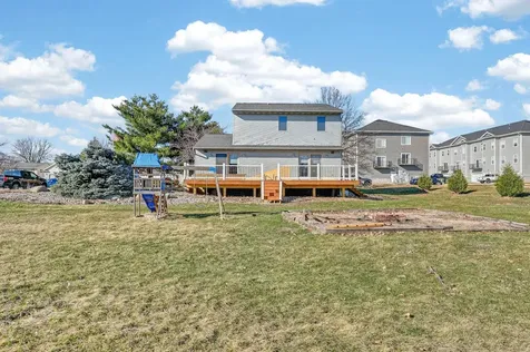 1319 Leitha Terrace Waverly IA 50677