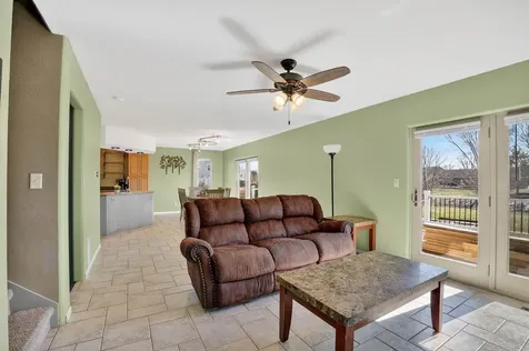 1319 Leitha Terrace Waverly IA 50677