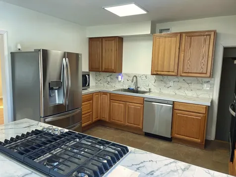 1816 Tremont Street Cedar Falls IA 50613