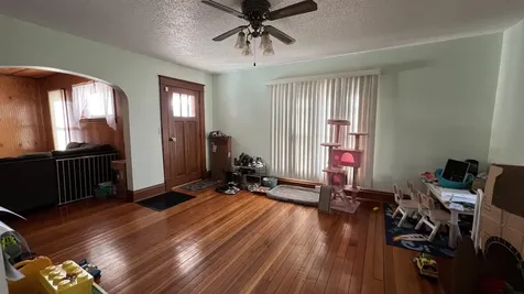 423 W Spring Street New Hampton IA 50659