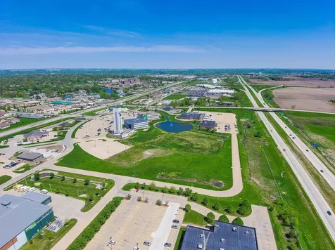 8.57 Acres Tower Park Drive Waterloo IA 50702