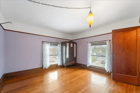 613 Washington Street Eldora IA 50627