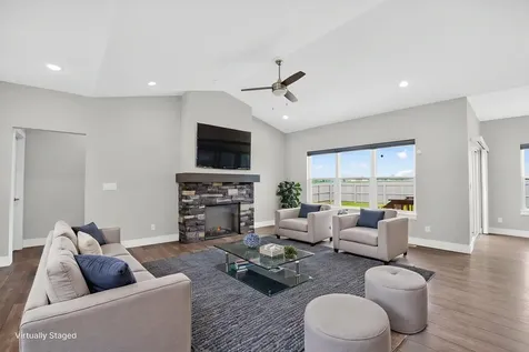 4923 Cohen Court Cedar Falls IA 50613