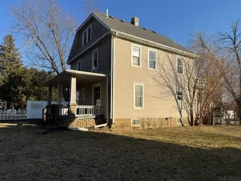 904 Sherman Street Dysart IA 52224