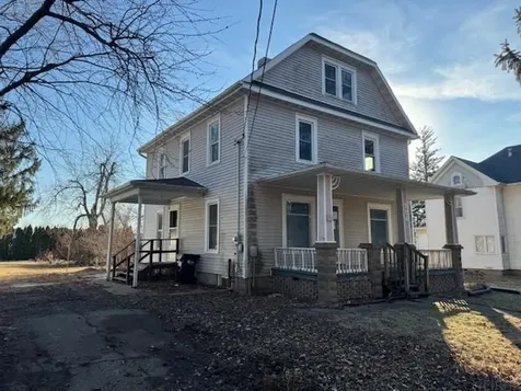 904 Sherman Street Dysart IA 52224
