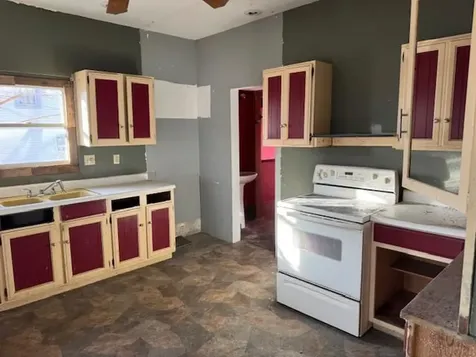 904 Sherman Street Dysart IA 52224