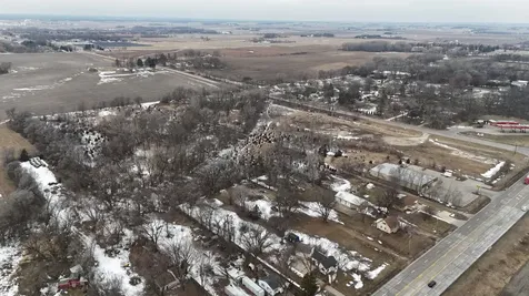 20+ Acres Corner Of Airline And Logan Waterloo IA 50703