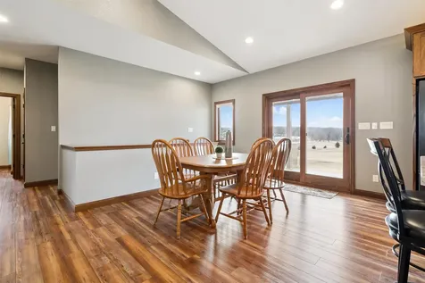 1009 Bremer Road Waverly IA 50677