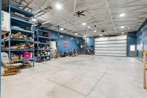 1009 Bremer Road Waverly IA 50677