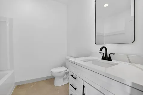 522 Sands Avenue Janesville IA 50647