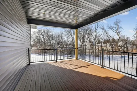 522 Sands Avenue Janesville IA 50647