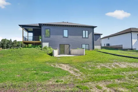 522 Sands Avenue Janesville IA 50647