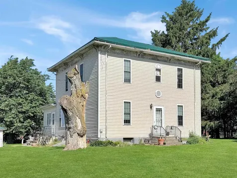 1950 F Avenue Gladbrook IA 50635
