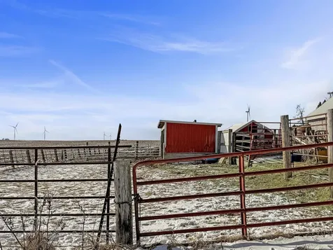 1950 F Avenue Gladbrook IA 50635