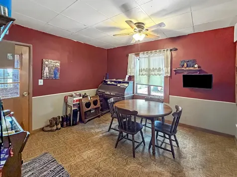 1950 F Avenue Gladbrook IA 50635