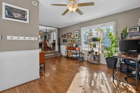 1300 SW 2nd Avenue Waverly IA 50677