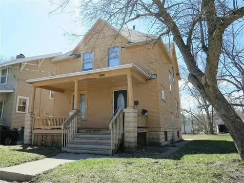 435 Conger Street Waterloo IA 50703