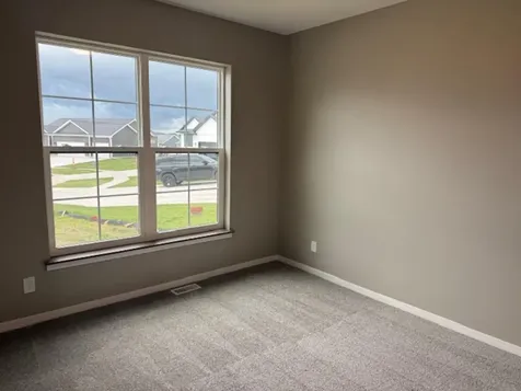 134 Sunbird Court Waterloo IA 50701